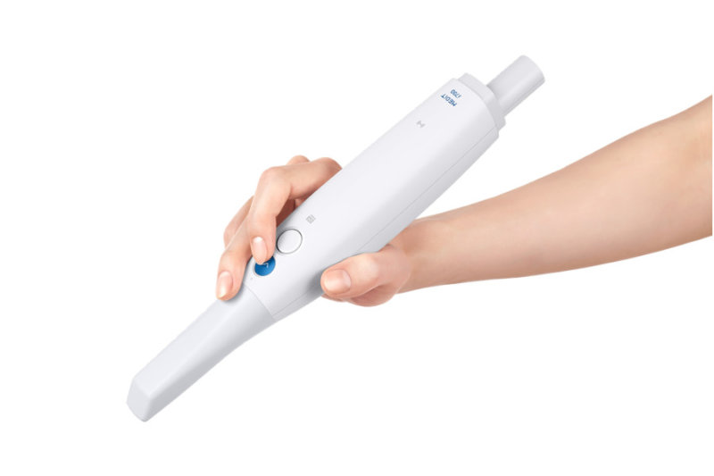 Medit i700 wireless Intraoral Scanner